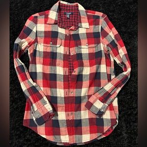 Chaps Women’s flannel. Size Small